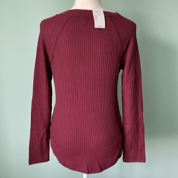 Kismet V-Neck Long Sleeve Sweater Size Extra Small - Picture 7 of 8